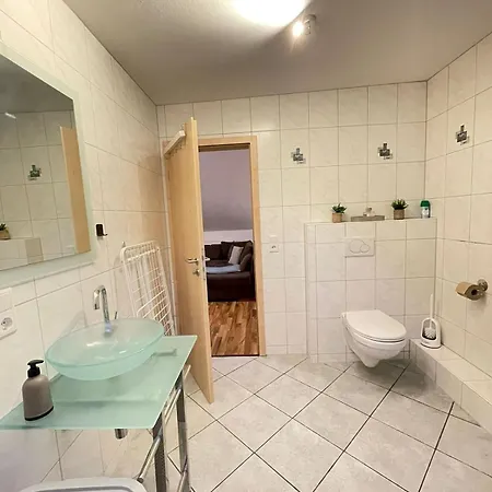 Zentrales Mit Schlafgalerie Bis 4 Gaeste *